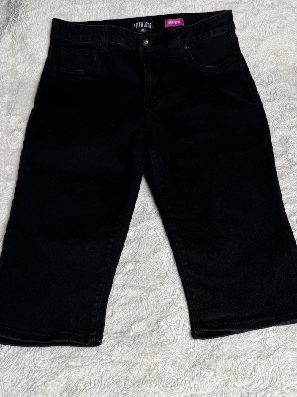 Faith Jeans Have Faith Black Denim Capri Jeans Women’s Size 12 Stretch EUC